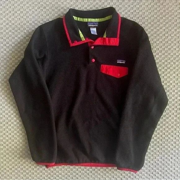 Patagonia Synchilla® Snap-T® Fleece Pullover - Black and Red - Size M - Picture 7 of 13
